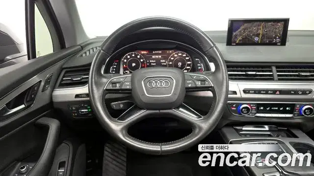 Audi Q7 2019 — Şəkil 20/20