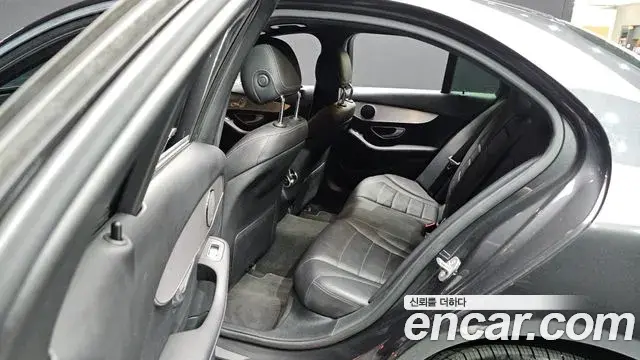 Mercedes-Benz C-Class 2020 — Фото 20/20