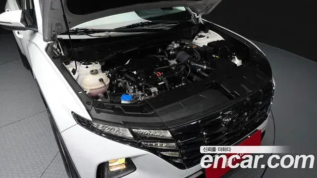 Hyundai Tucson Hybrid 2021 — Photo 14/20