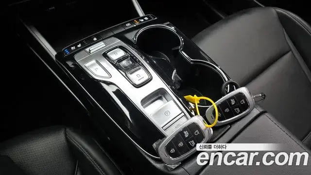 Hyundai Tucson Hybrid 2021 — Photo 19/20