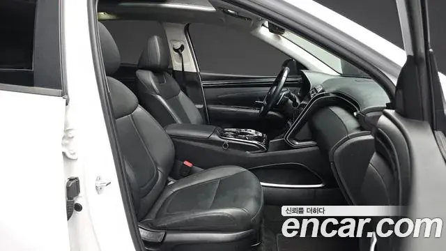 Hyundai Tucson Hybrid 2021 — Photo 9/20