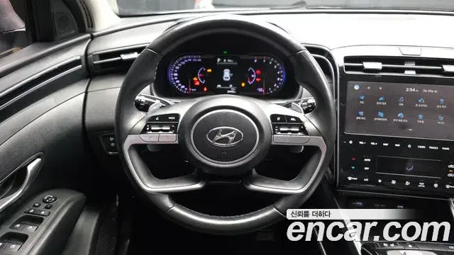 Hyundai Tucson Hybrid 2021 — Photo 2/20