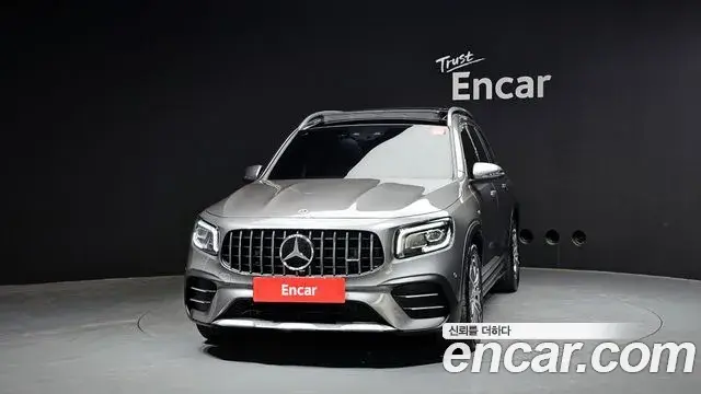 Mercedes-Benz GLB-Class 2021 — ფოტო 19/20