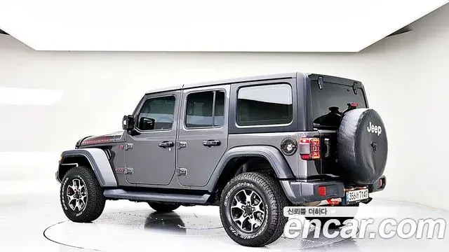 Jeep Wrangler 2022 — ფოტო 20/20