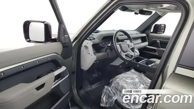 Land Rover Defender 2022 — Şəkil 12/20