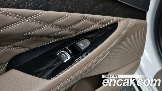 Kia K8 2021 — Photo 19/20