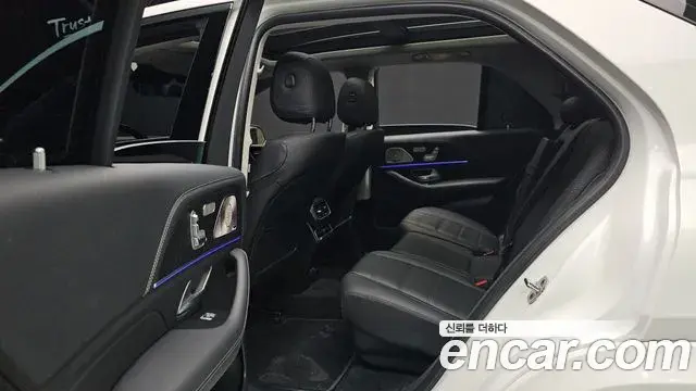 Mercedes-Benz GLE-Class 2025 — Фото 12/20