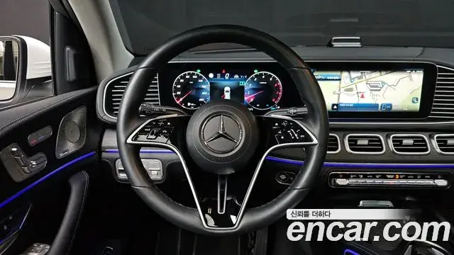 Mercedes-Benz GLE-Class 2025 — Фото 14/20
