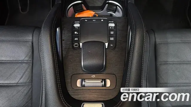 Mercedes-Benz GLE-Class 2025 — Фото 18/20