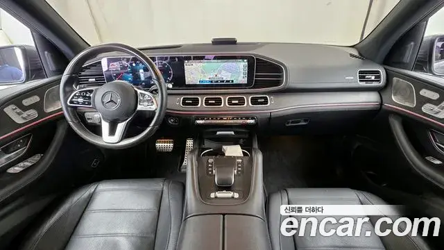 Mercedes-Benz GLS-Class 2022 — Photo 10/20