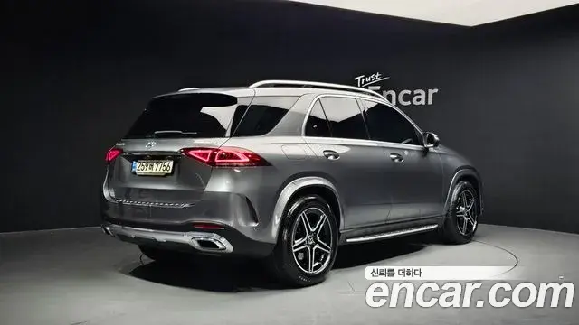 Mercedes-Benz GLE-Class 2021 — Şəkil 2/20