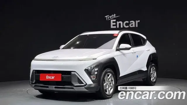 Hyundai Kona Hybrid 2023 — Photo 12/20