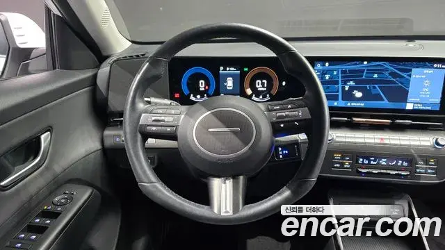 Hyundai Kona Hybrid 2023 — Photo 2/20