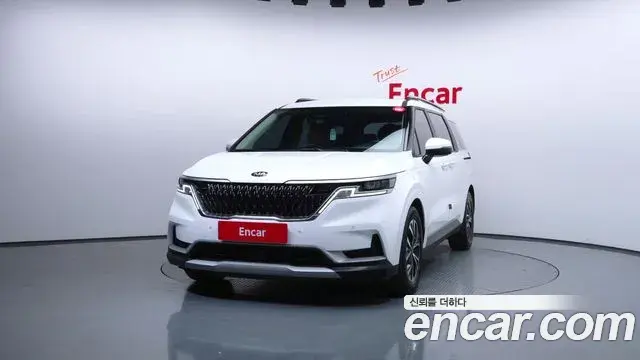 Kia Carnival 2021 — Фото 3/20