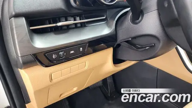 Kia Carnival 2021 — Фото 14/20