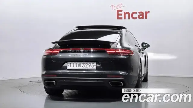 Porsche Panamera 2018 — Şəkil 21/30