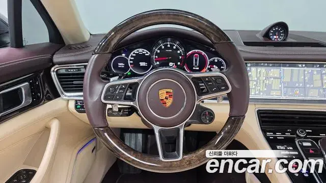 Porsche Panamera 2018 — Şəkil 30/30