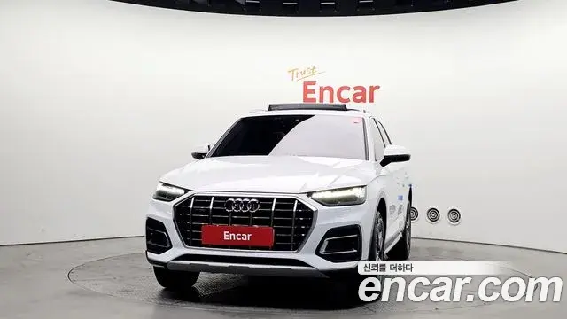 Audi Q5 2022 — ფოტო 4/20