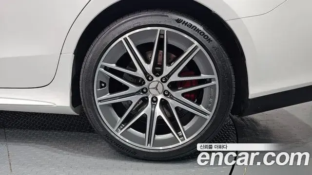 Mercedes-Benz AMG GT 2022 — Şəkil 4/31