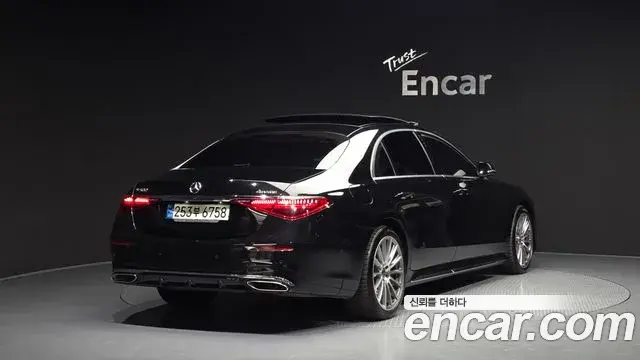 Mercedes-Benz S-Class 2021 — Photo 5/20