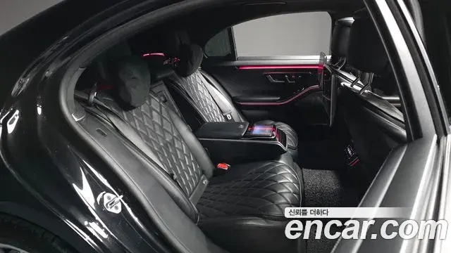 Mercedes-Benz S-Class 2021 — Photo 7/20