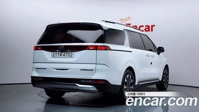 Kia Carnival 2020 — Фото 2/20