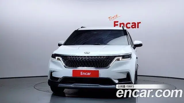 Kia Carnival 2020 — Фото 3/20