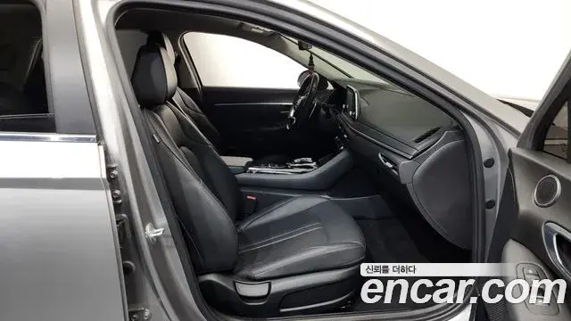 Hyundai Sonata Hybrid 2019 — ფოტო 9/20