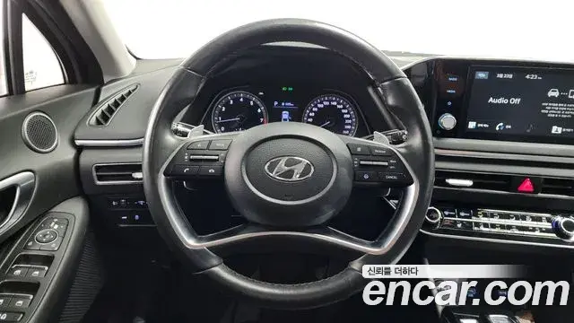 Hyundai Sonata Hybrid 2019 — ფოტო 17/20