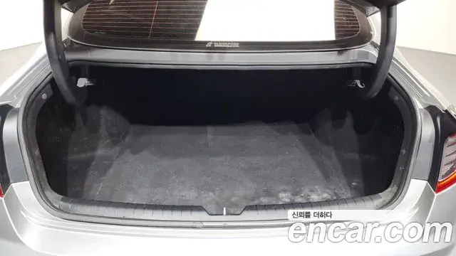 Hyundai Sonata Hybrid 2019 — ფოტო 16/20