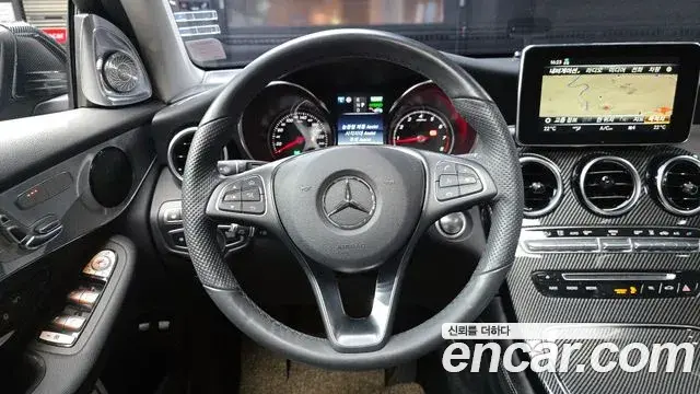 Mercedes-Benz GLC-Class 2019 — Фото 13/20