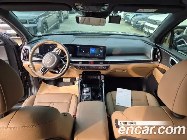 Kia Sorento 2024 — ფოტო 18/20