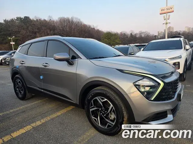 Kia Sportage 2022 — Фото 2/18