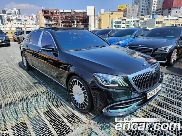 Mercedes-Benz S-Class 2020 — Photo 8/20