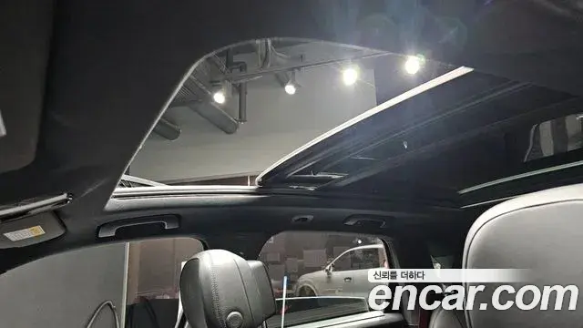 Porsche Cayenne 2019 — ფოტო 19/20