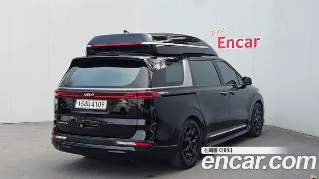 Kia Carnival 2022 — Şəkil 18/20