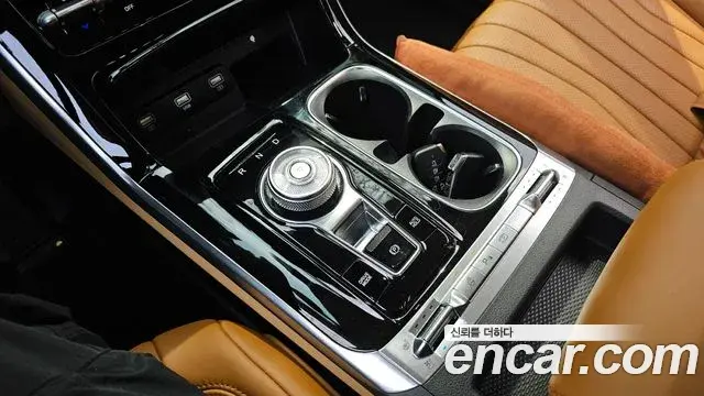 Kia Carnival 2022 — Şəkil 13/20