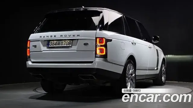 Land Rover Range Rover 2021 — Photo 12/20