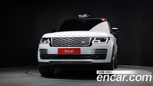 Land Rover Range Rover 2021 — Photo 15/20