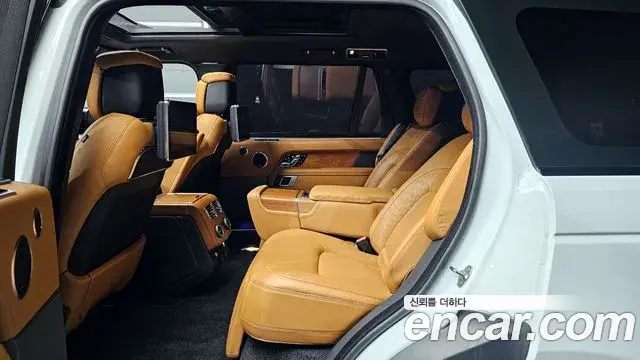 Land Rover Range Rover 2021 — Photo 9/20