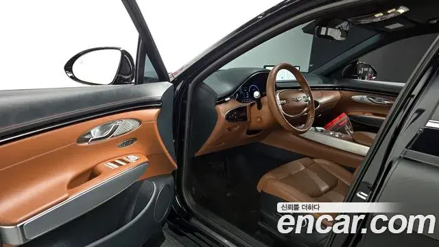 Genesis GV70 2021 — ფოტო 3/20