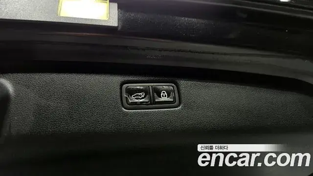 Genesis GV70 2021 — ფოტო 2/20