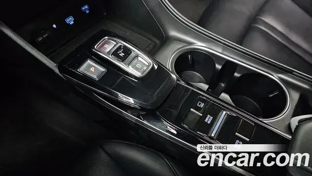 Hyundai Sonata Hybrid 2022 — Şəkil 10/20