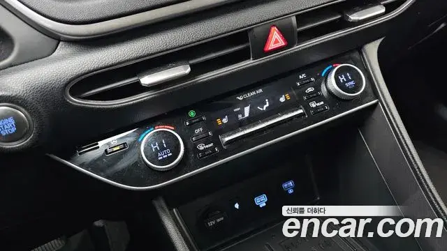 Hyundai Sonata Hybrid 2022 — Şəkil 18/20