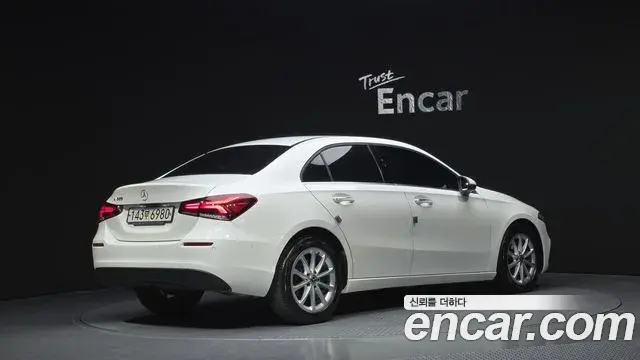 Mercedes-Benz A-Class 2020 — ფოტო 3/20