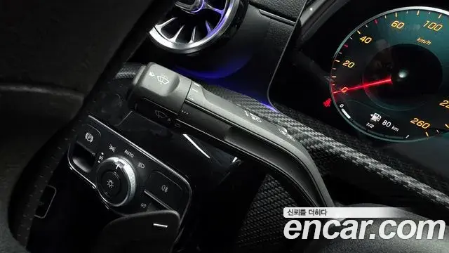 Mercedes-Benz A-Class 2020 — ფოტო 5/20
