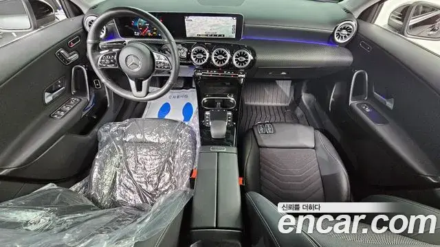 Mercedes-Benz A-Class 2020 — Şəkil 7/20