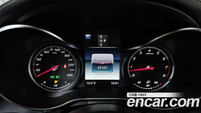 Mercedes-Benz GLC-Class 2019 — Photo 14/20
