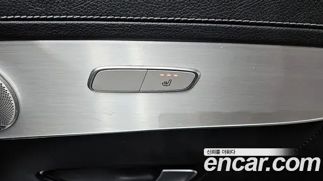 Mercedes-Benz GLC-Class 2019 — Photo 2/20
