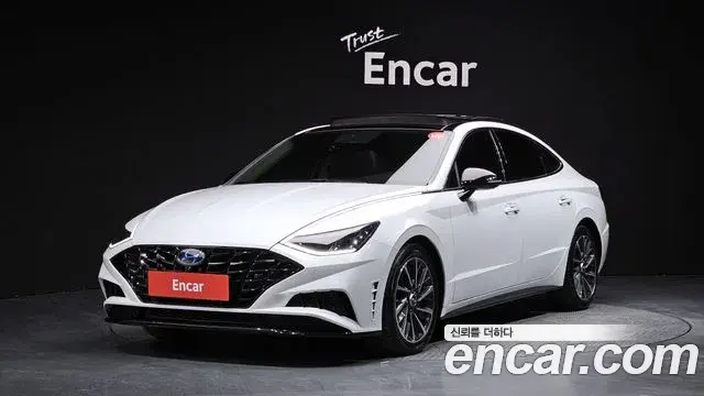 Hyundai Sonata Hybrid 2020 — ფოტო 6/20